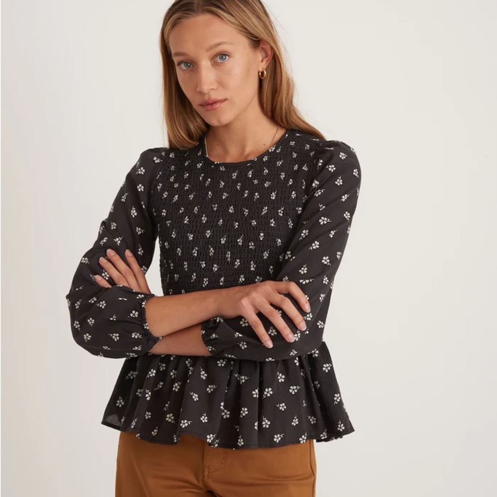 Marine Layer Black Modern Ditsy Smocked Top. Large. New with tags.